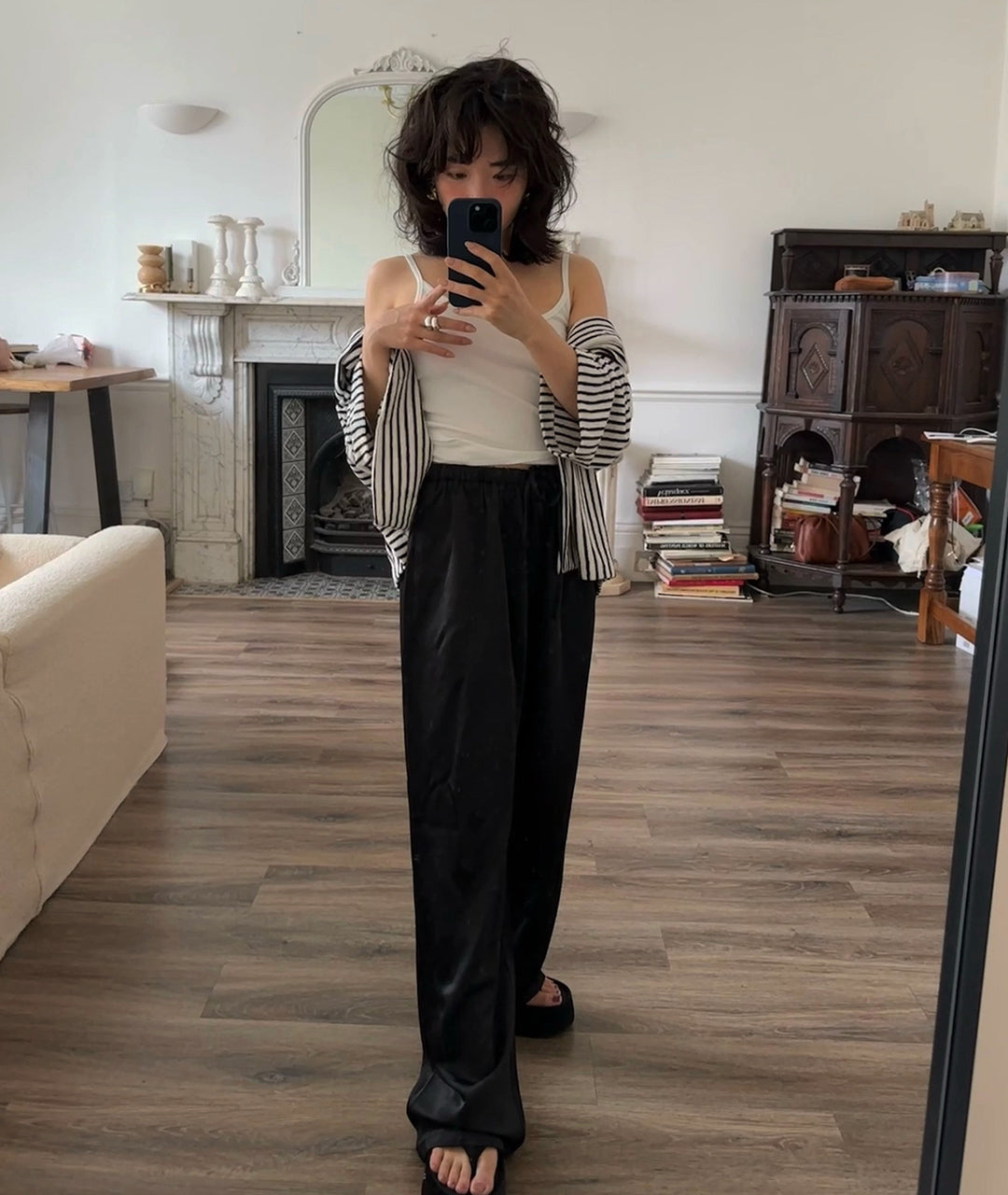 Black relaxed pants